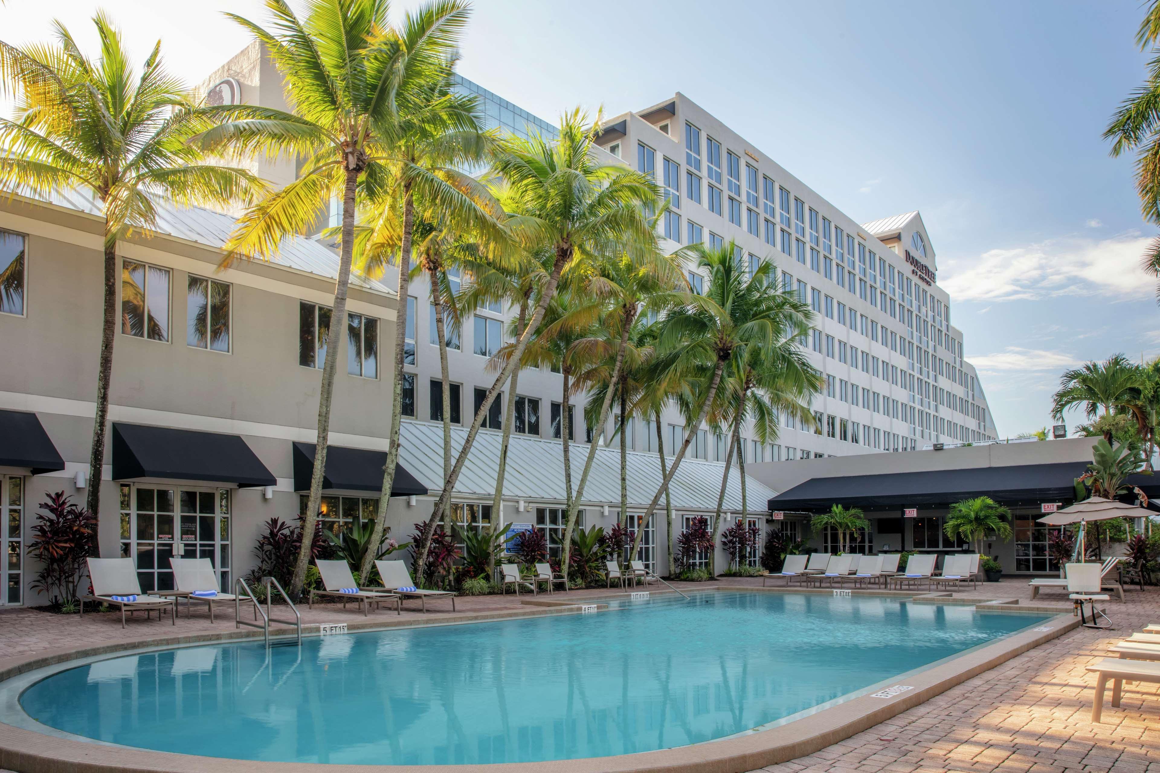 Doubletree By Hilton Hotel Deerfield Beach - Boca Raton Exterior photo